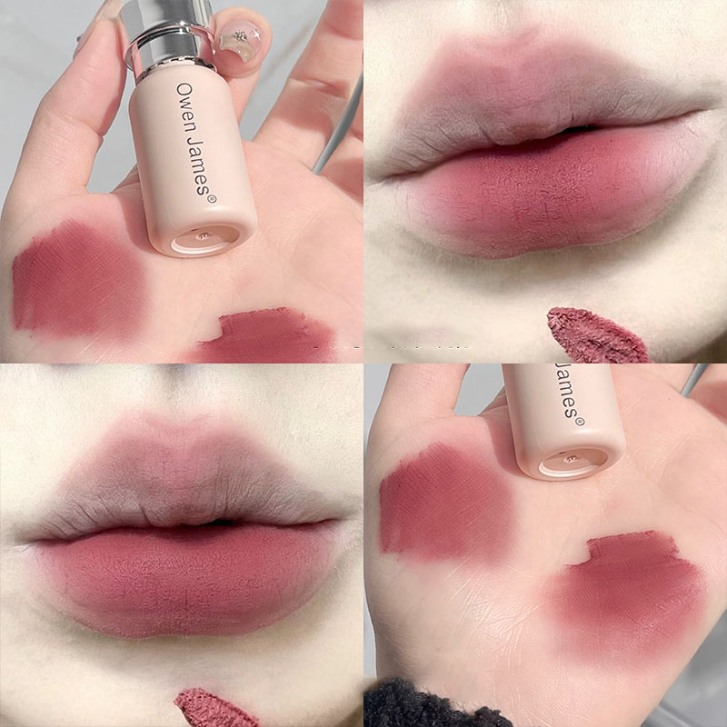 Mała butelka różowej mgiełki d – Matte Velvet Lip Tint Long Lasting recenzja i cena