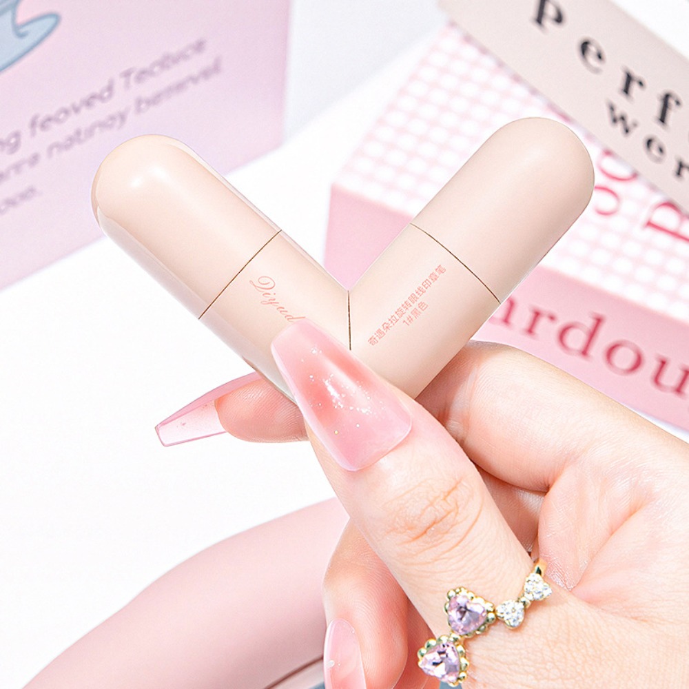 2 szt. Matowy obrotowy eyeline – Waterproof Liquid Eyeliner Pen recenzja i cena